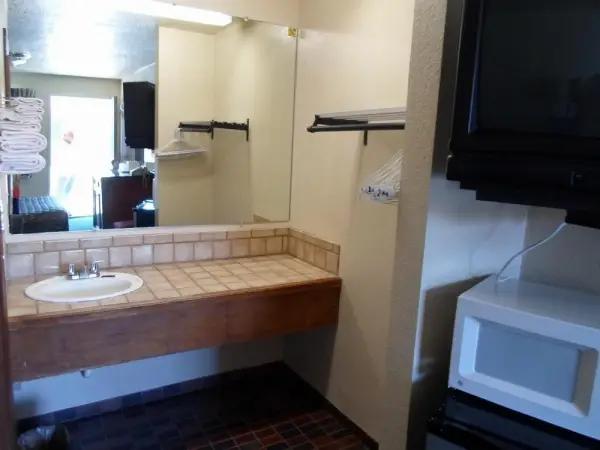 Budget Inn Morgan Hill 10